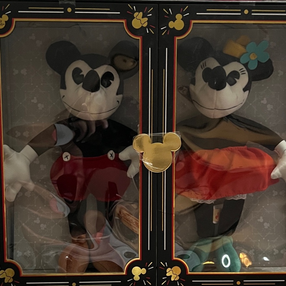 Classic Mickey and Minnie Mouse Plush Set - Black, Red, White